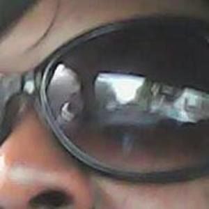 Meet your Posher, Lois